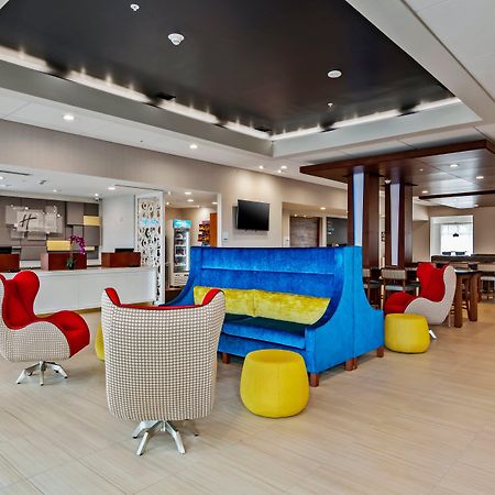 Holiday Inn Express & Suites Orlando- Lake Buena Vista By Ihg Ngoại thất bức ảnh